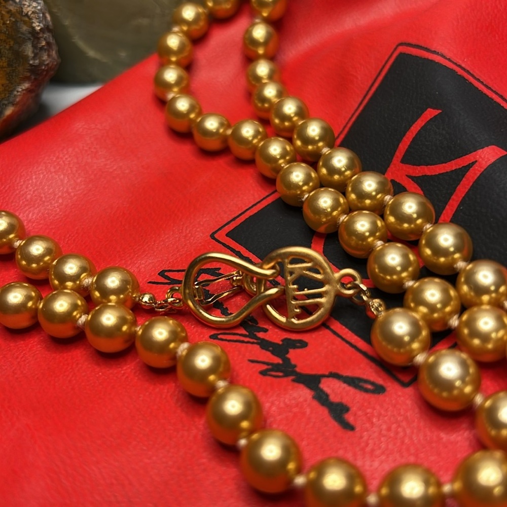KJL Glass Gold Pearl Necklace, 46” strand Kenneth Jay Lane, Vintage Necklace - Picture 3 of 5
